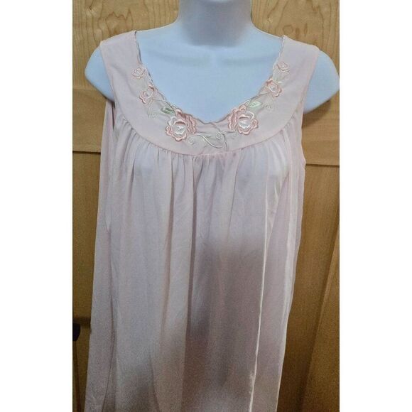 Vintage Pink Nightgown & Robe Set Embroidery Floral Details Lightweight Sleepwea - Picture 3 of 11